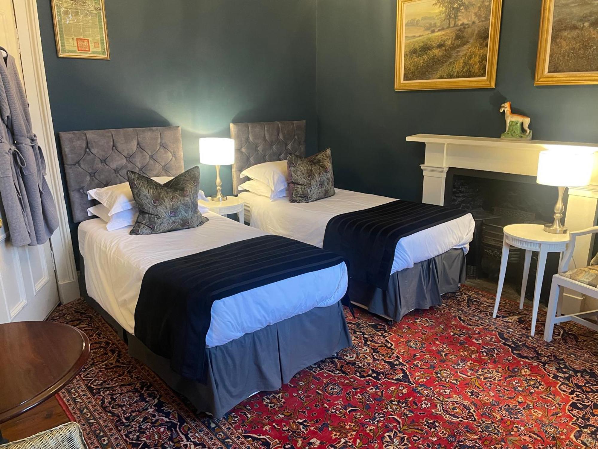 Six Brunton Place Guest House Edinburgh Ngoại thất bức ảnh
